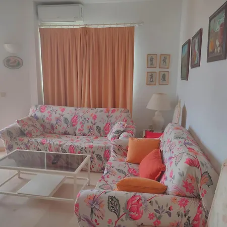 Vista Al Mar 公寓 埃斯特波纳